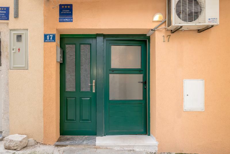 Porta Adriatica Bed & Breakfast Split Exterior photo