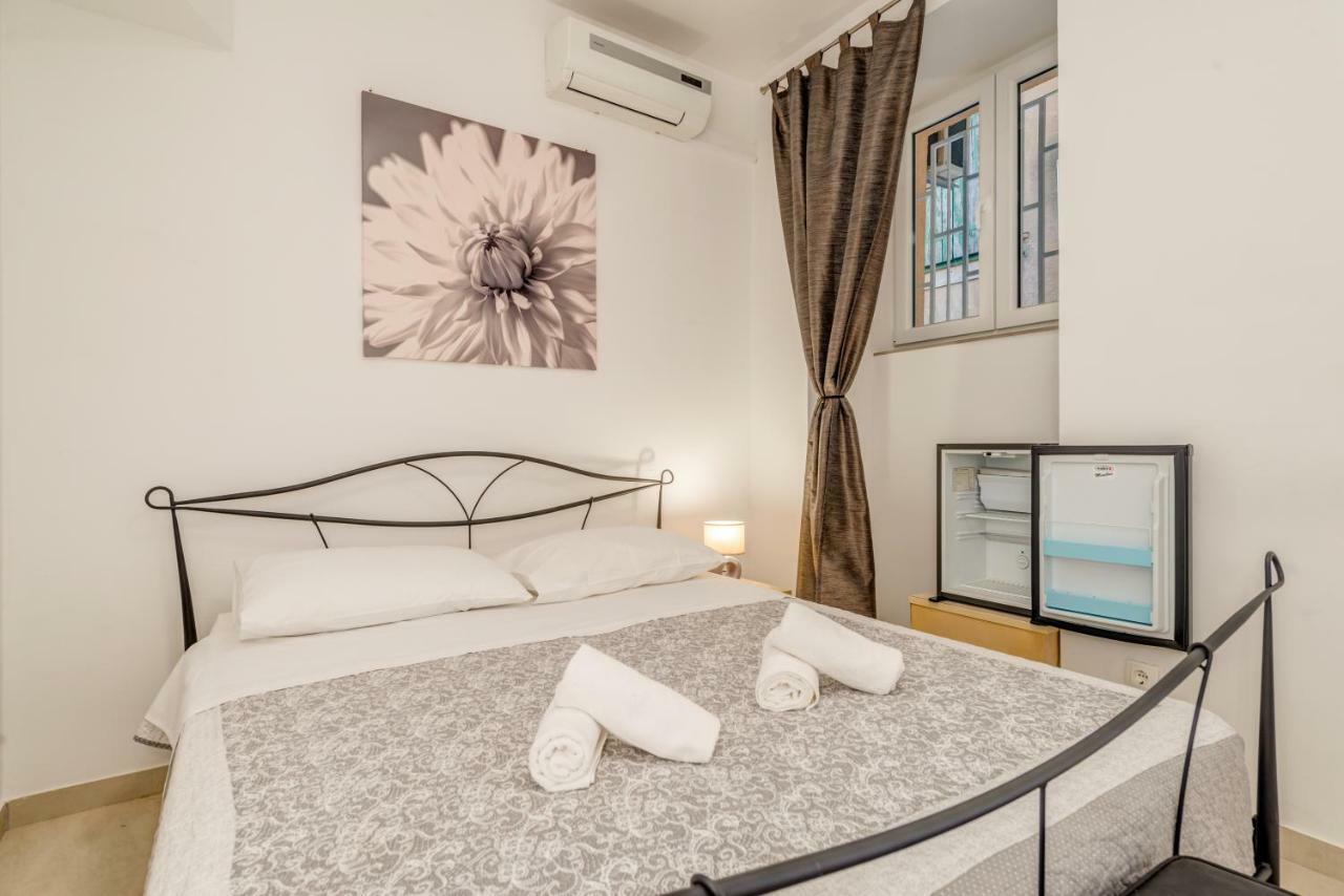Porta Adriatica Bed & Breakfast Split Exterior photo